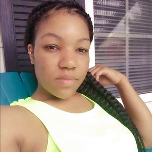 Meet your Posher, Jasmine